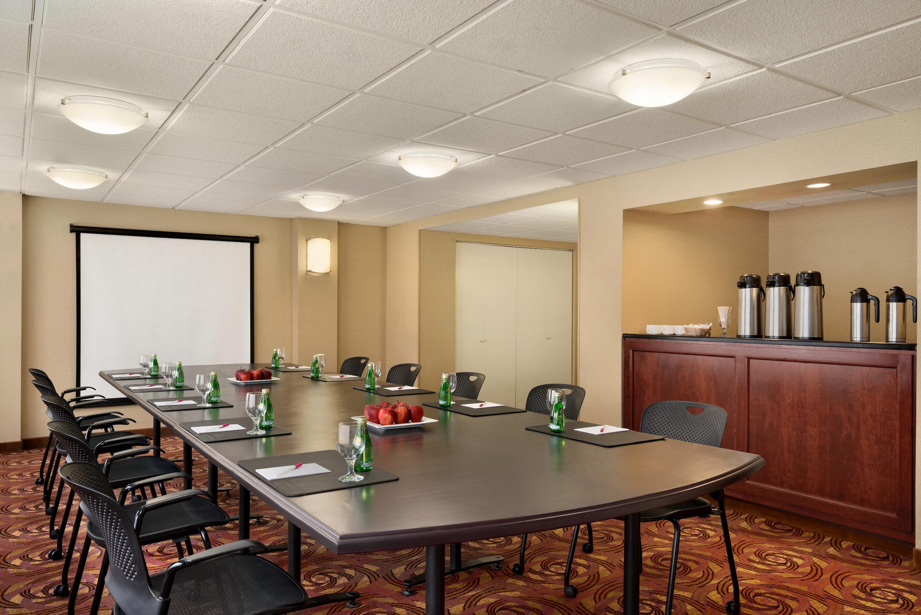 Crowne Plaza Englewood By Ihg Hotell Eksteriør bilde